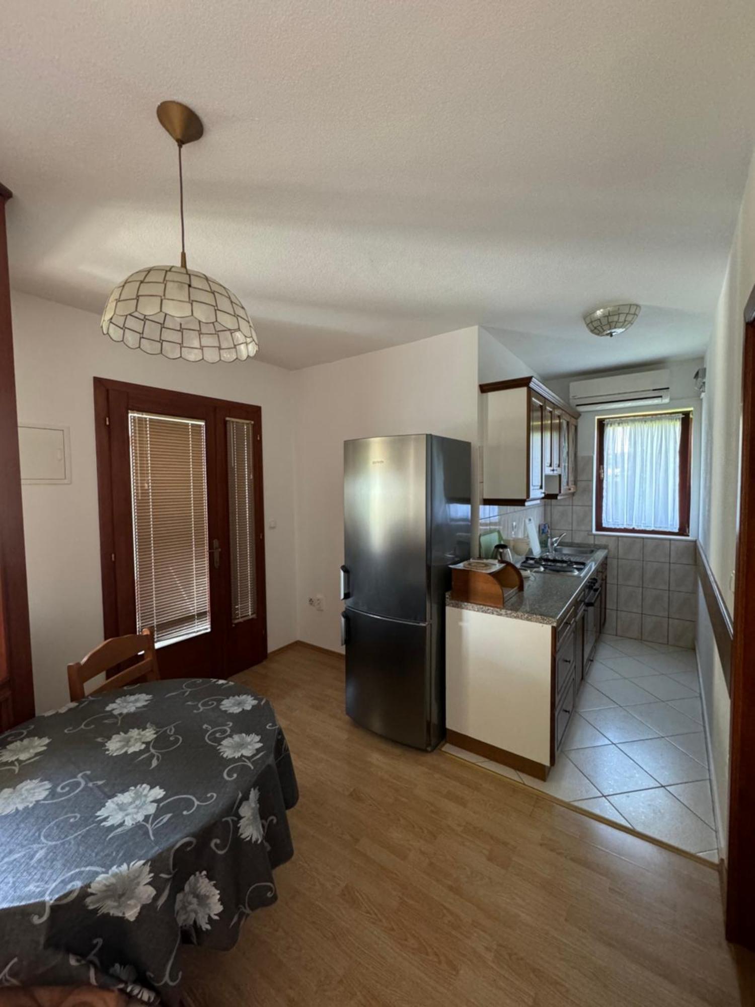 Apartment Tea Katnic Цриквеница Экстерьер фото